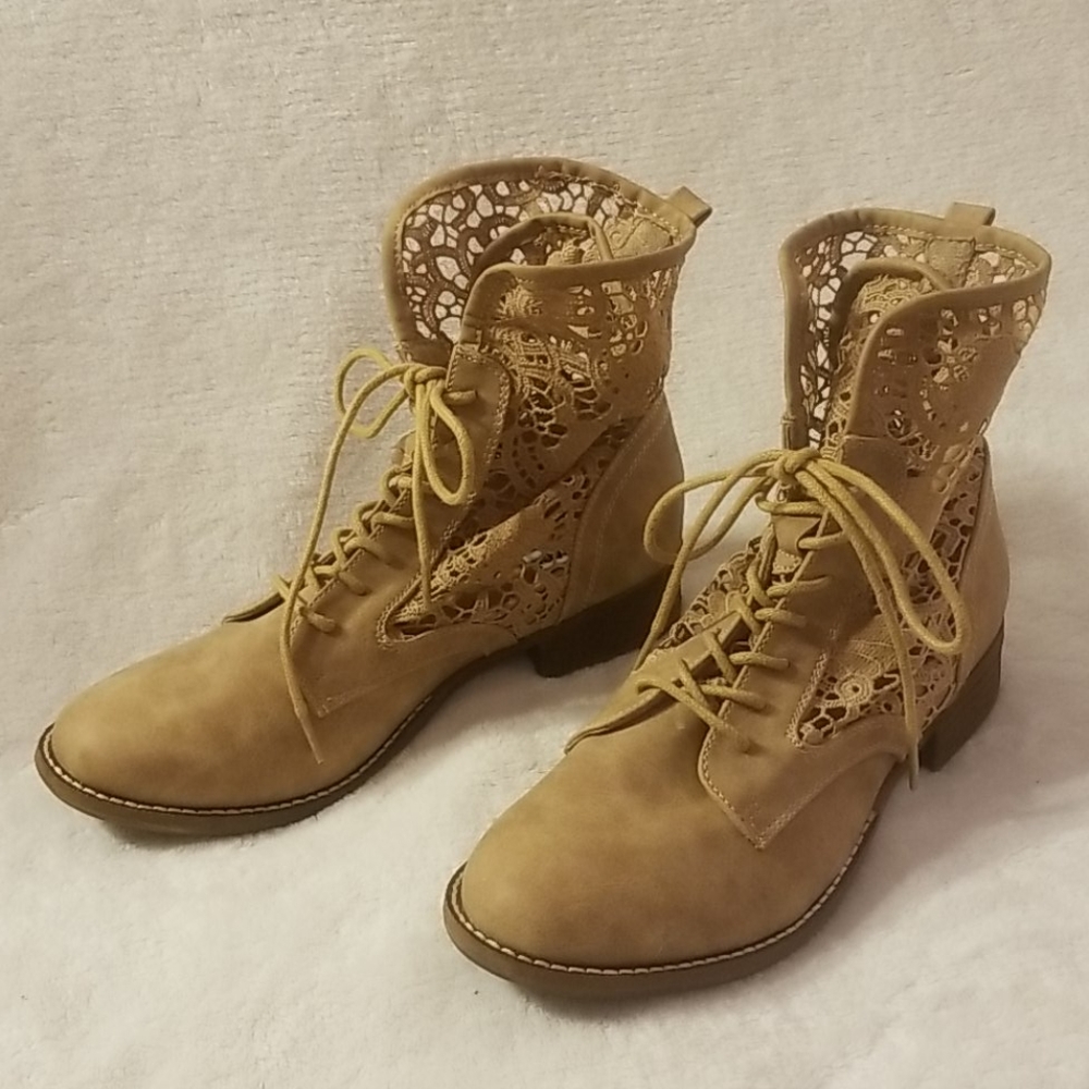 Lace-Up Fashion Bootie w/ Unique Lace Design